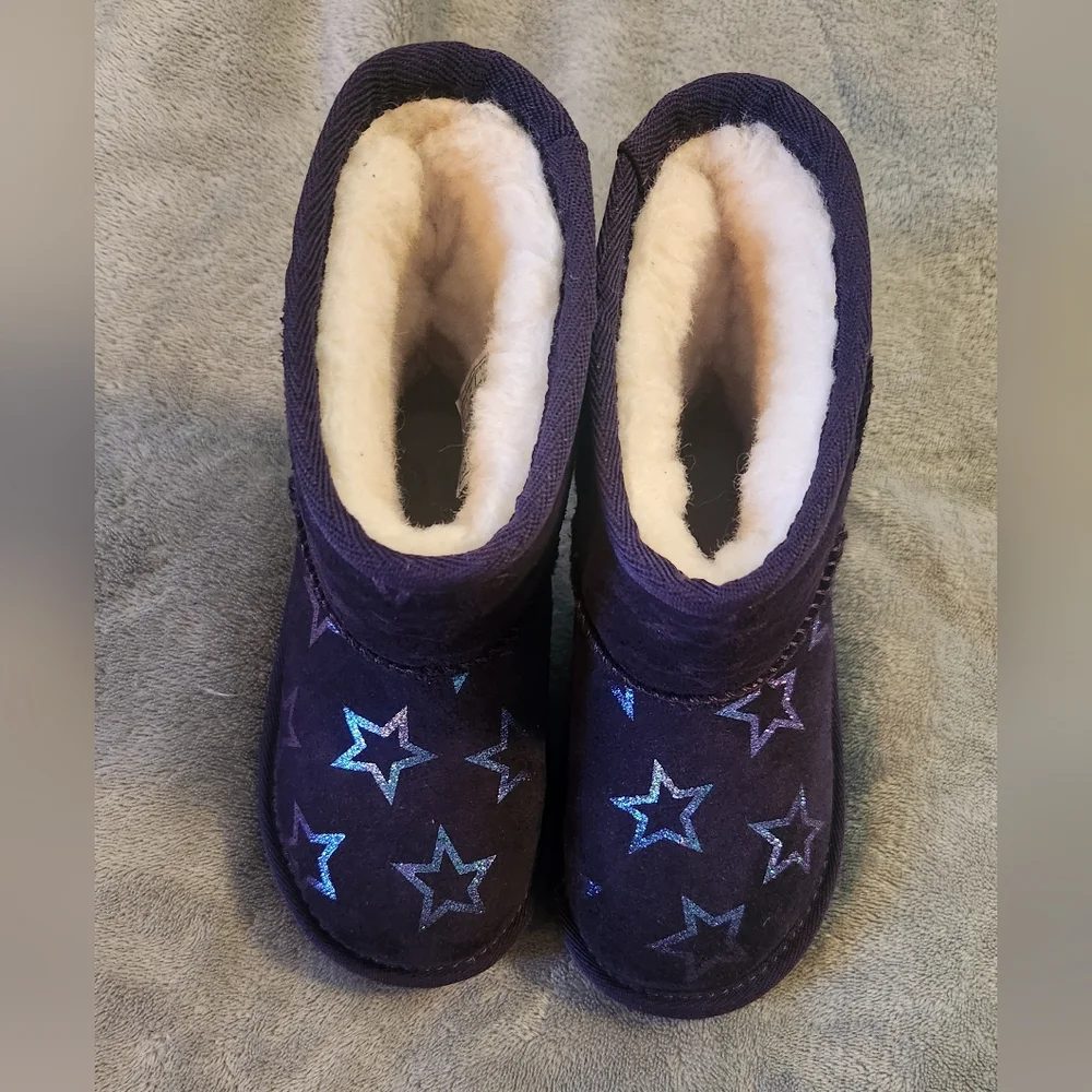 UGG Kids' Classic II Iridescent Stars Boot